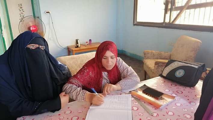 سيارات إسعاف وعيادات متنقلة لتأمين المصيفين بشواطئ جمصة (8)