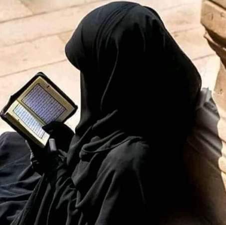 آية أحمد محمود .. تكتب: مجلسنا مأتم للذنوب والبكاء ويوم القيامة ميعاد لهتك الغطاء