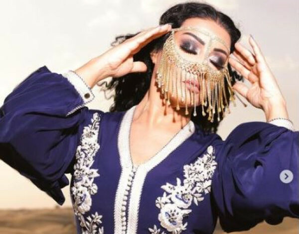 شاهد كيف ردت سمية الخشاب على قرارات حسين فهمي حول أزياء مهرجان القاهرة