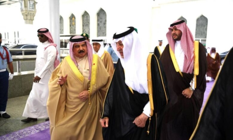 ملك البحرين يغادر جدة بعد زيارة للمملكة